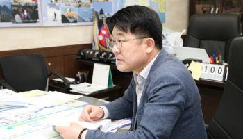 한승일 의원 “수행기사 갑질주장 사실 아냐”…공방 여전