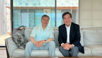 이낙연, '문재인 기소'에 "불행한 일 겪지않은 유일한 대통령인데..."