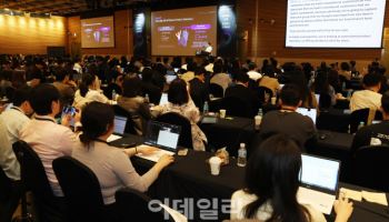 “뉴커머스 시대 생존법…‘리테일 테크’로 고객마음 읽어라”