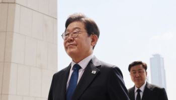 민주당 지도부, 이재명 중심 '원팀' 강조