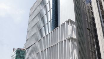 "글로벌 패션 리더 도약 가속"…F&F, 강남 시대 개막