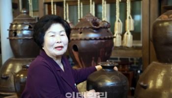 "장은 살아있는 예술이여"…강순옥 명인의 60년 고추장[만났습니다]