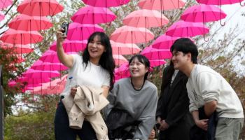 기온·강수량 모두 오락가락한 4월…"이상기후 현상 감시 강화할 것"