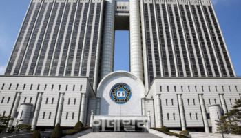 대장암 수술한 70대 아버지 방치한 아들 집행유예