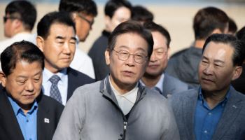 이재명 "역사에 역행하는 결정"…김문수 선출 혹평