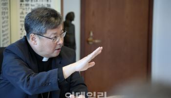 정순택 대주교, 전장연과 '장애인 탈시설 정책' 논의