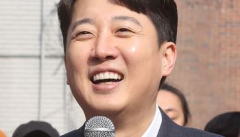 '단일화 파장' 국힘 혼란 틈 타...이준석 "개혁신당 당원 모집"