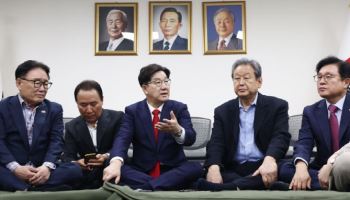 ‘단식’ 김무성 “김문수·한덕수, 둘 다 역량부족…담판 지어야”