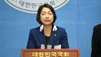 민주, 12일 尹 3차 공판에 “재판부, 직권으로 구속하라”