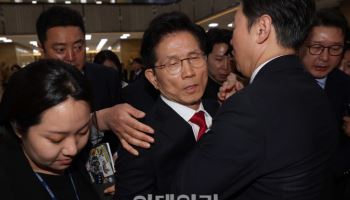 "북한도 이렇게 안해" "곱게 미쳐라"…국힘 내전 확전일로