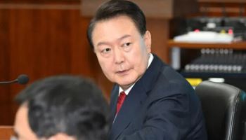 윤석열, 김문수 지원 사격…한덕수엔 “끝까지 함께 해달라”