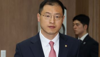 ‘보수 흡수하는 이재명’…김상욱, 李 공개지지 “가장 보수다운 후보”