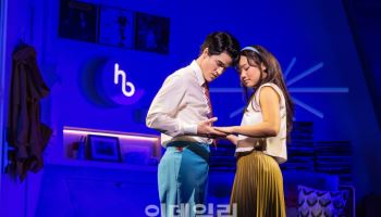 K뮤지컬 '어쩌면 해피엔딩', 美 드라마 리그 어워즈 '2관왕'