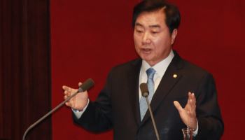 '6선 출신' 이석현 전 부의장, 새미래 탈당 후 이재명 지지 선언