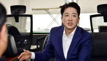 이준석 “尹 계엄 놀랐을 광주시민 ‘위로’…다시는 발생해선 안 돼”