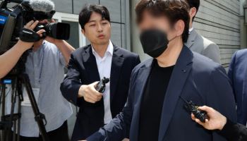 ‘중국 간첩 체포’ 허위보도, 스카이데일리 기자 구속 면해(상보)