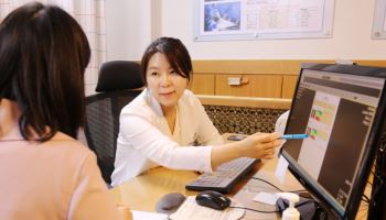 여드름, 생리 불순 유발하는 '다낭성 난소 증후군'이란?