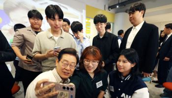 이재명 "연금개혁 비판은 갈라치기…R&D예산, 복구 넘어 늘려야"