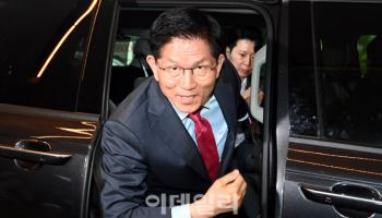 김문수, 이명박 전 대통령과 오찬 회동…‘보수 결집’ 행보