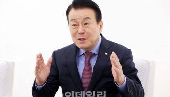 "재외동포 2세에 대학문턱 낮추고 기업 문 열어야"