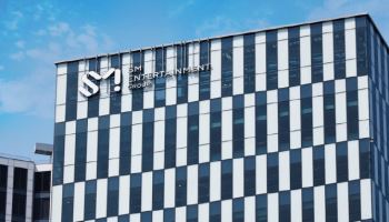 SM, 텐센트 손잡고 中 현지 아이돌 제작… "전략적 협업"