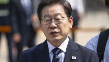 이재명 “대한민국 ‘애국보훈의 나라’ 만들 것…희생자 예우해야”