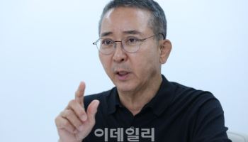 "AI 통한 스마트 팩토리로 중국발 위기 넘자"