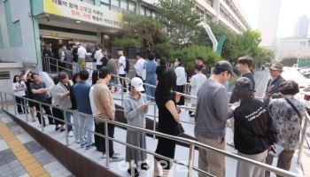 "좋은 나라 만들길"…청년도 노인도, `한 표`의 의미는 같았다(종합)
