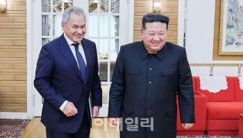 푸틴 특사 쇼이구, 김정은 만났다…한반도·우크라 문제 논의(종합)