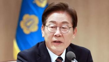 "대한민국 사법부 후퇴"…나경원, '李 대통령 재판 연기' 직격