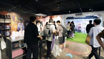 “글로벌 게임팬 모여라”…신세계百, 강남점서 ‘니케’ 팝업
