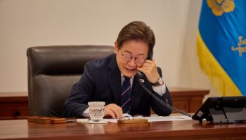 李대통령, 인도네시아 대통령과 통화 “첨단 미래산업분야 등 협력 강화”