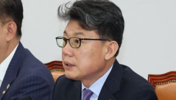 與 "최근 서울 집값, 尹정부·서울시 부동산 정책 결과"