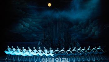 '발레 스타' 다닐 심킨, UBC '백조의 호수'로 내달 韓 공연