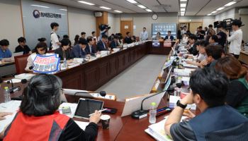 경영계 "최저임금 '동결'해야…감당 어렵고 소득분배 효과 미미"