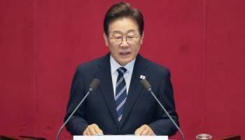 李대통령 "경제위기 정부 손 놓아선 안돼…지금이 타이밍"(종합)