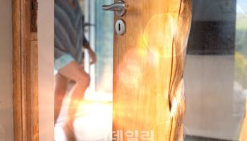 "배달음식 받으러 문 연 순간"...전 여친 살해 30대, 형량 늘어나