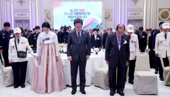 李대통령, 국가유공자 초청 청와대 오찬