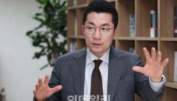 “10년 뒤 부산은 블록체인 메가시티…그 중심엔 비단"