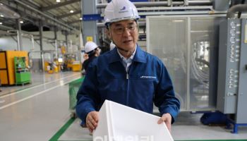 李대통령이 주목한 바이오플라스틱, 동성케미컬 가보니