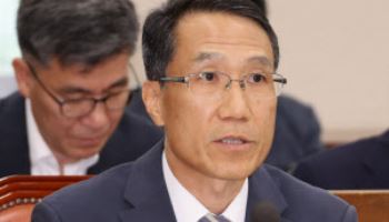 유재성 경찰청장 직대 "경찰국 폐지 동의…총경회의 명예회복 추진"