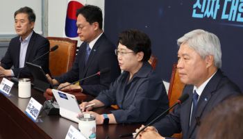 야성 드러내는 혁신당?…"민정수석·법무차관, 그간 과오 사과하라"