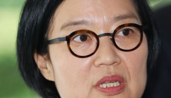 '441억' 최고 부자 장관후보 한성숙..네이버·테슬라만 33억