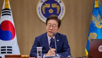 李대통령, 대통령 친인척 비위 감시 ‘특별감찰관’ 임명 추진