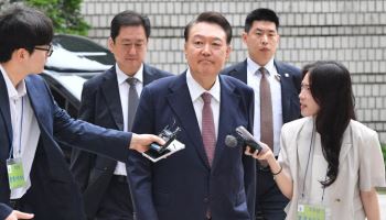 윤측 "특검 사건 이첩 무효" 주장에…특검 "법 곡해"