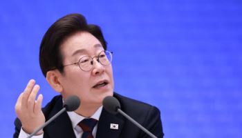 李대통령 “민생 회복 최우선…‘코스피 5000 시대’ 준비"