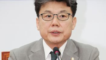 추경안 협상 결렬에 여야 정책위의장 상견례도 취소