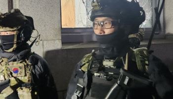 계엄시 의원 국회 출입 막으면 '최대 징역 5년'…개정안, 국회 통과