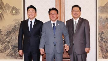 "소비쿠폰 신속히 지급"…입 모은 당정대