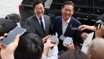 치열해지는 與당대표 선거에 강경론 앞세우는 정청래·박찬대